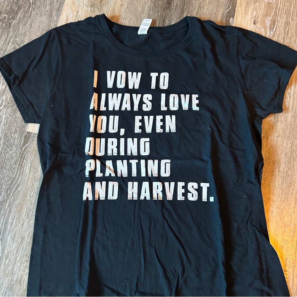 Farm Wife tee